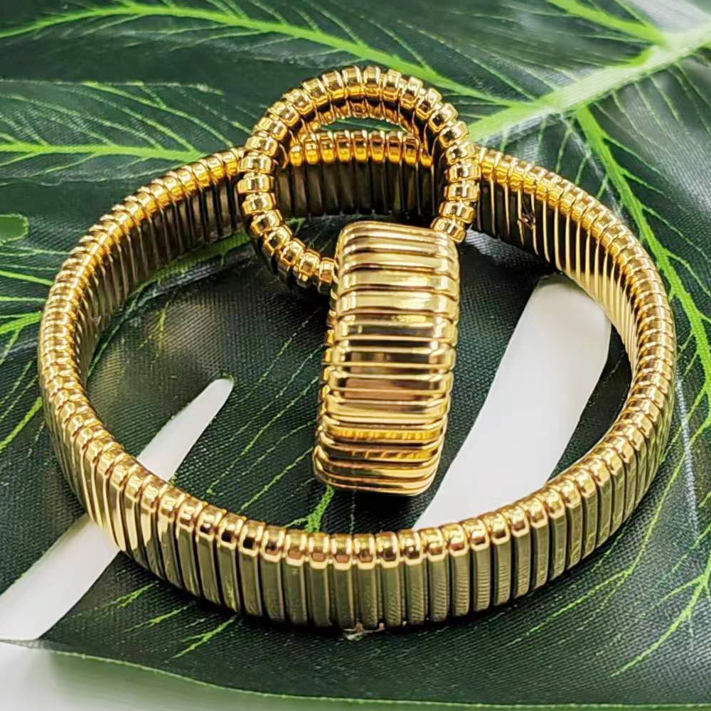 Street Occasion 304 Stainless Steel Material Geometric Pattern PVD Coated Real Gold Plated Geometric 304 Stainless Steel Classic Style Waterproof Non Tarnish Rings