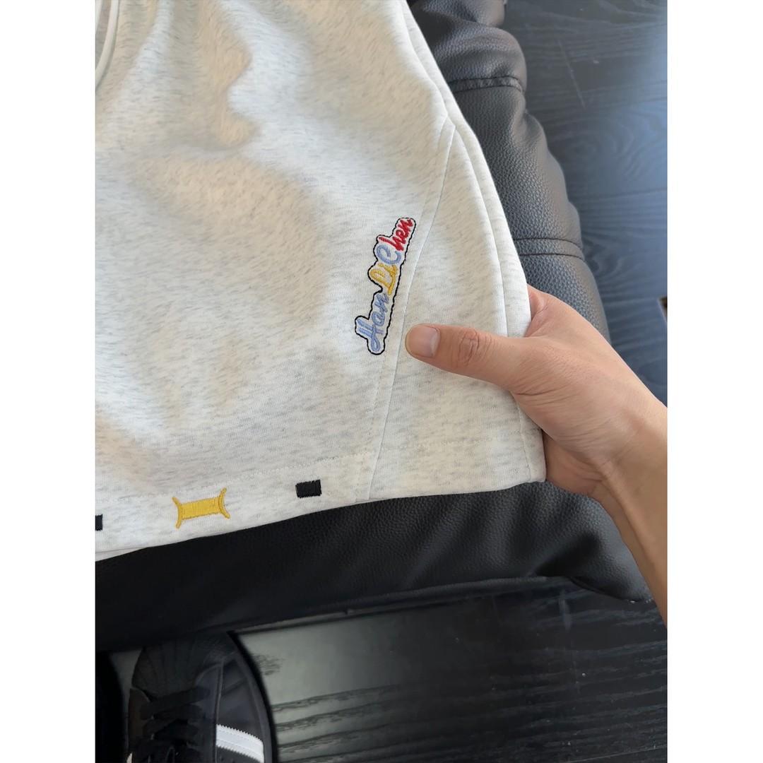 Men's Retro Embroidered Shorts Summer Trendy Diagonal Cut Sweatpants High End Casual Versatile Loose Five Point_viptrois.com