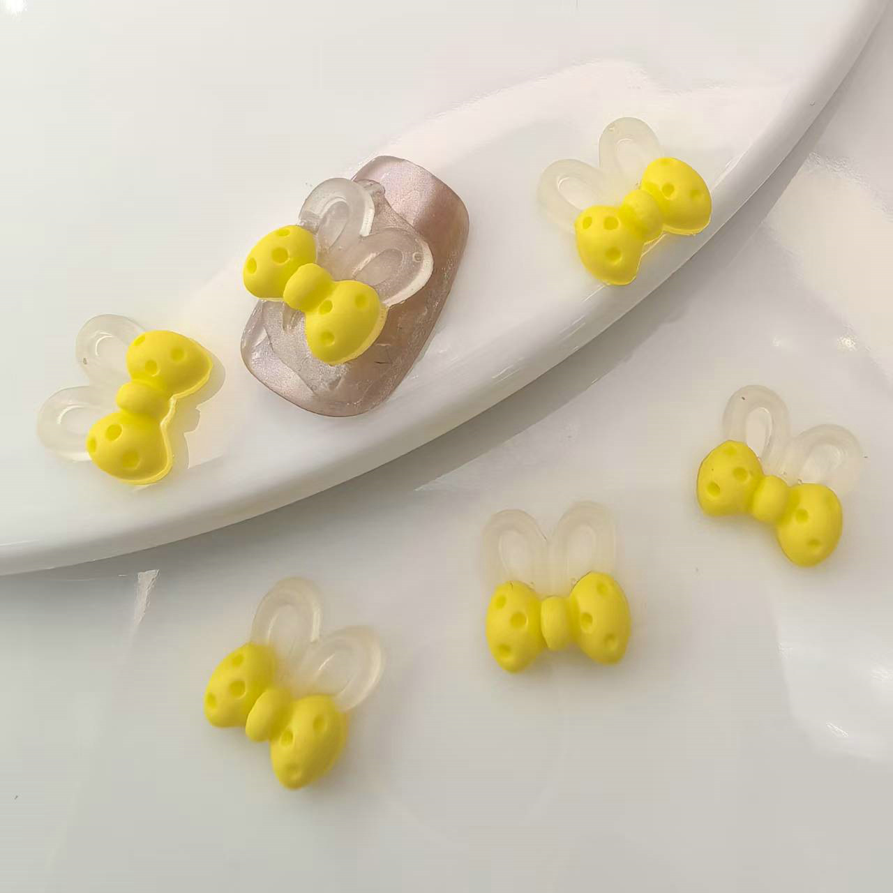 透明夜光光变蝴蝶结兔耳朵美甲饰品批发发夹配饰材料贴片0004