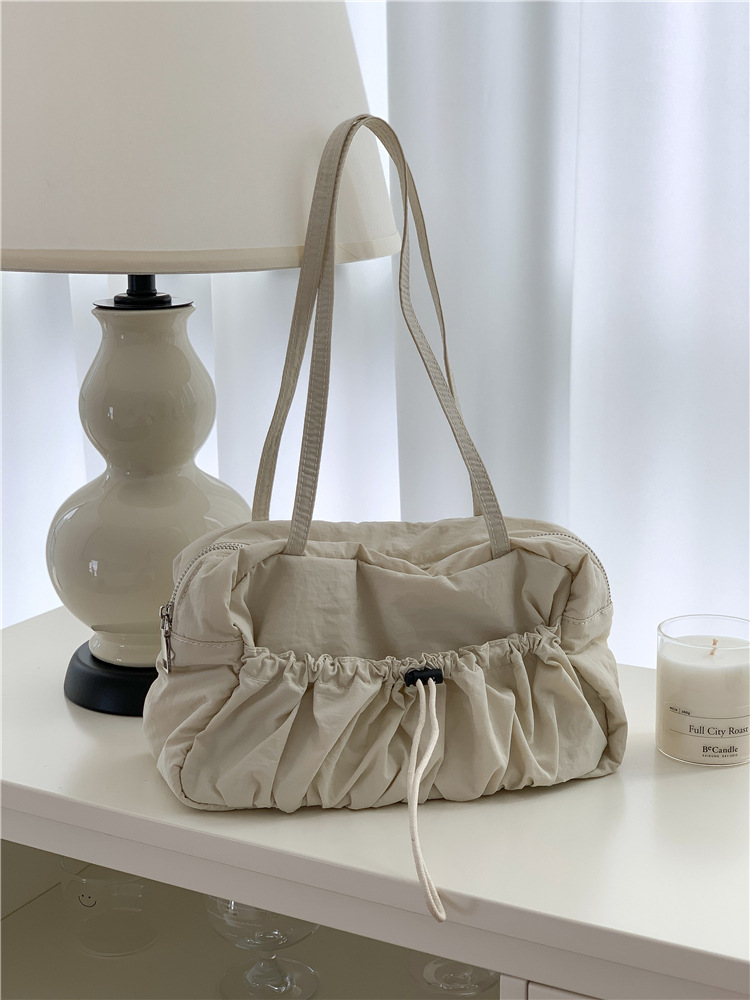 Pleated high-end underarm niche commuting tote shoulder feminine temperament, new high-capacity nylon bag, female_voghion.com
