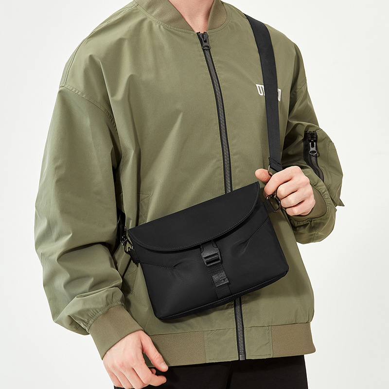 Men's crossbody bag, small summer sports shoulder bag, men's trendy brand backpack, single-shoulder phone bag, trendy casual bag for men