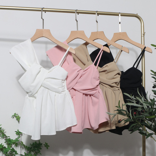 Real shot of asymmetrical design, one-shoulder slanted shoulder strap, irregular vest, sleeveless top wholesale 8937