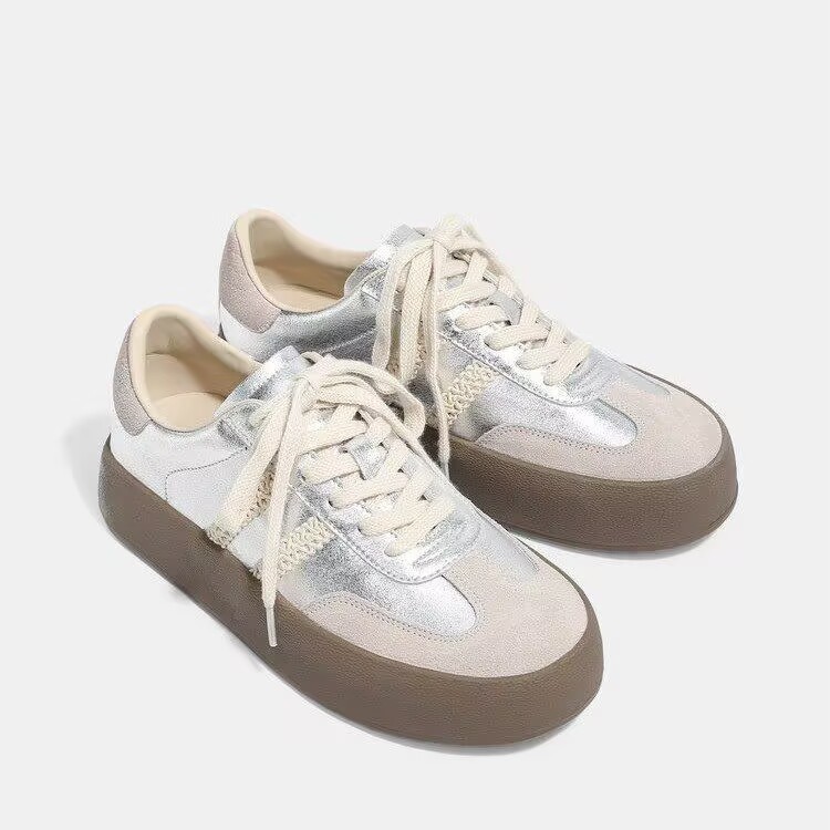 Zapatos de entrenamiento alemán de encaje de suela gruesa para mujer verano 2025 nuevos zapatos Forrest Gump a juego de colores zapatillas de deporte casuales transpirables zapatos deportivos individuales