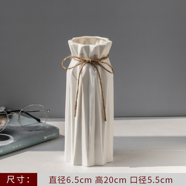 European rose flower arrangement vase white simple ceramic…