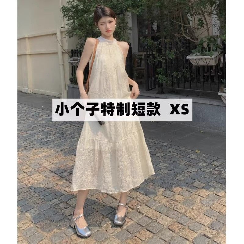 145小矮个子无袖连衣裙女150显高穿搭配法式挂脖露肩性感中长裙xs