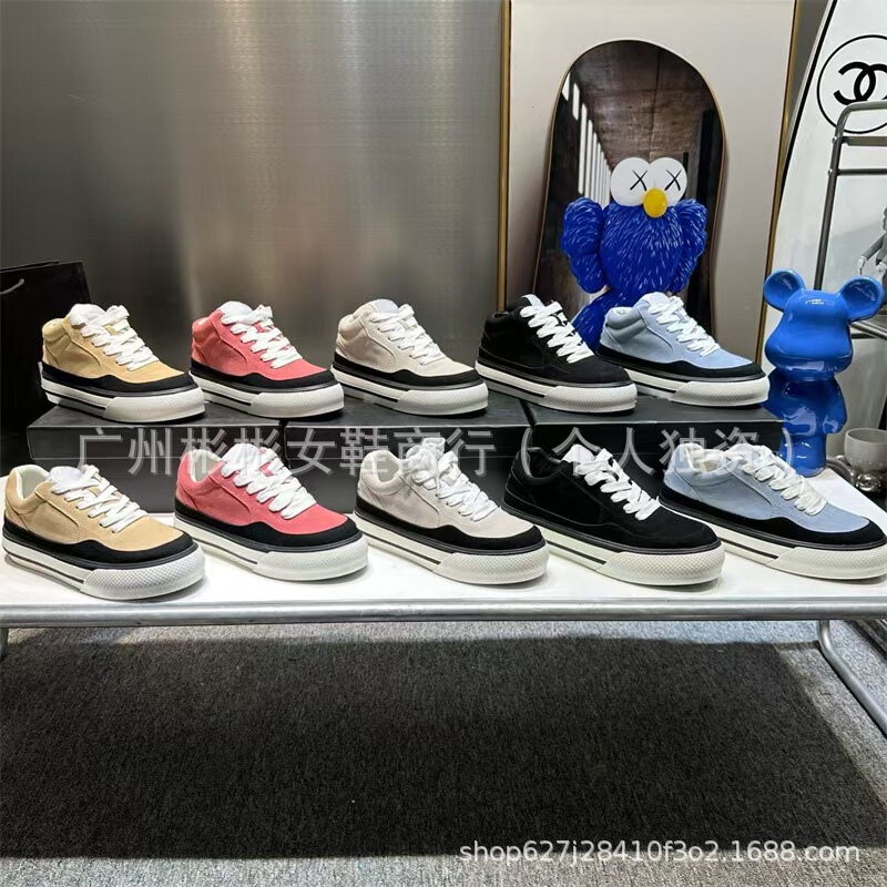 Chanel-Style 2025 New White Sneakers for Women, Fashionable Versatile Panda Thick-Soled Height-Increasing Casual Sneakers, Comfortable Height-Increasing Shoes for Women Chanel-Style 2025 New White Sneakers for Women, Fashionable Versatile Panda Thick-Soled Height-Increasing Casual Sneakers, Comfortable Height-Increasing Shoes for Women