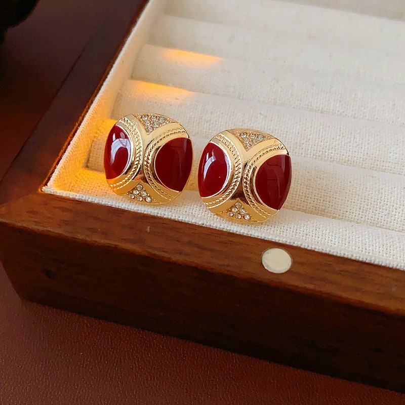 Aguja de plata, arco de circón, pendientes geométricos de perlas, pendientes de diseño de temperamento de nicho, pendientes de lujo ligero, pendientes de alta gama, mujeres