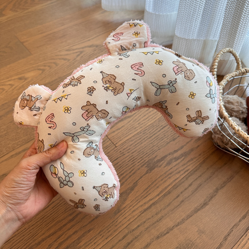 ペットの小さい布団の枕の毛布の子犬の寝枕の中で小型犬は保証の毛布をなだめます。|undefined