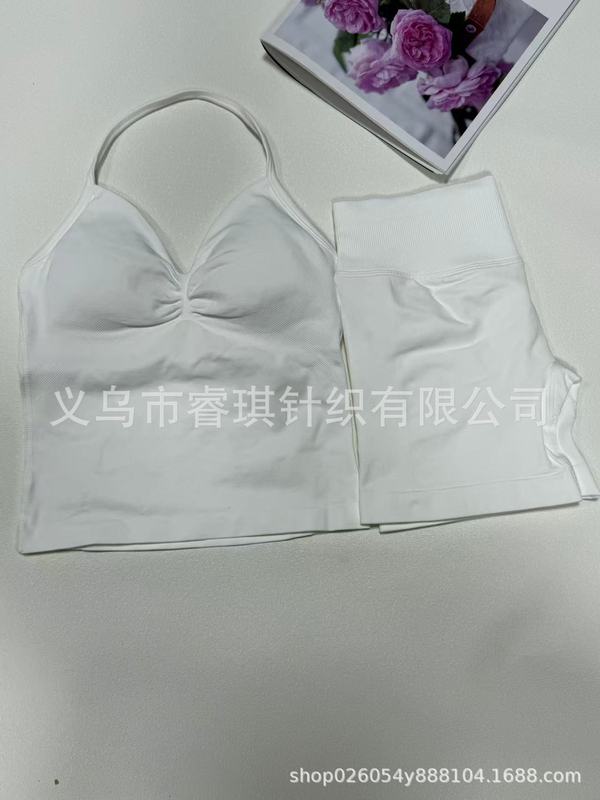 跨境无缝瑜伽挂脖背心 高弹提臀瑜伽健身短裤 长文胸短裤套装批发|undefined