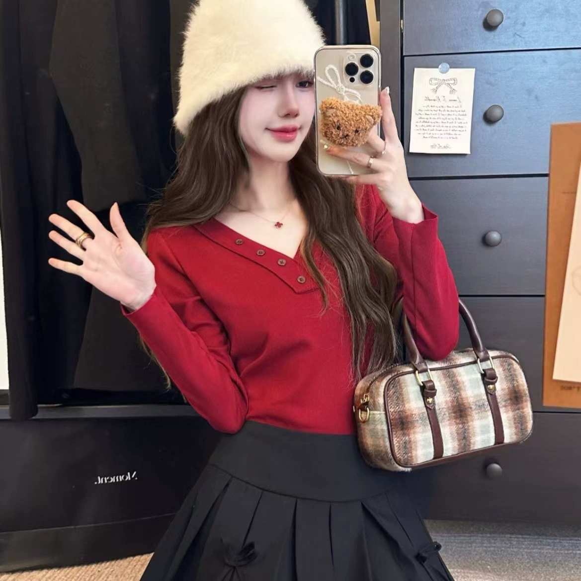 Нижняя рубашка с V-образным вырезом