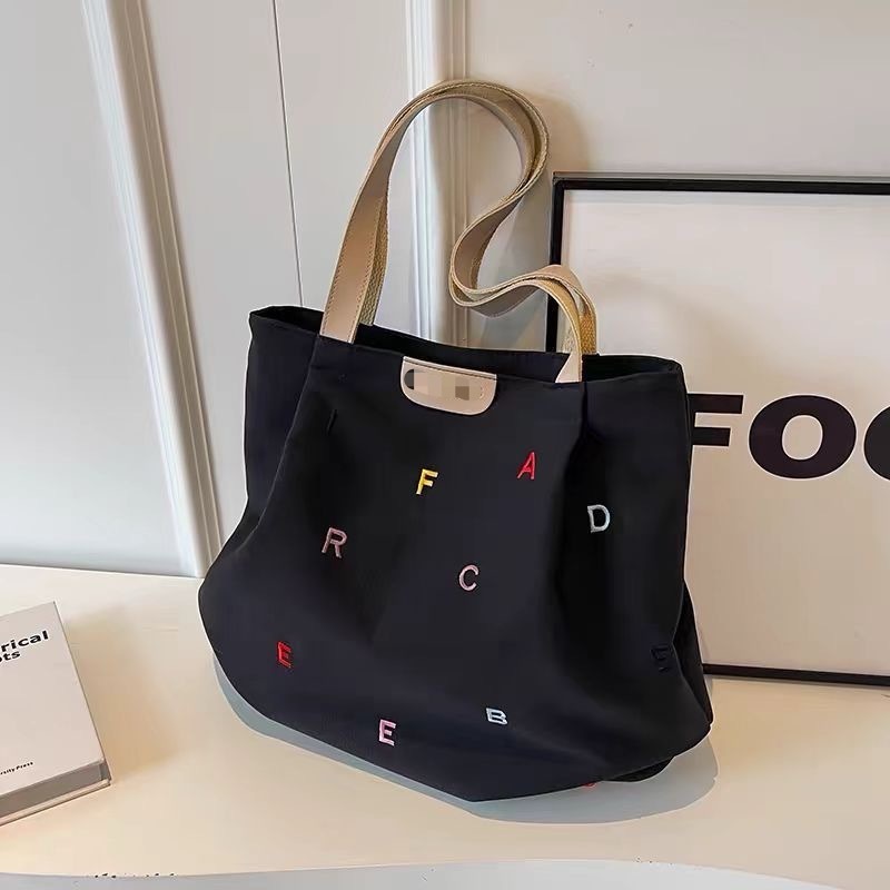 大容量刺繍文字入りハンドバッグ、シンプルで新鮮な学生向けキャンバスバッグ、韓国風個性的なショルダートートバッグ|undefined