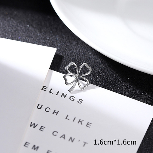 Clover anti-leak buckle small brooch high-end women's badge collar flower decoration pin cardigan buckle pin to fix clothes