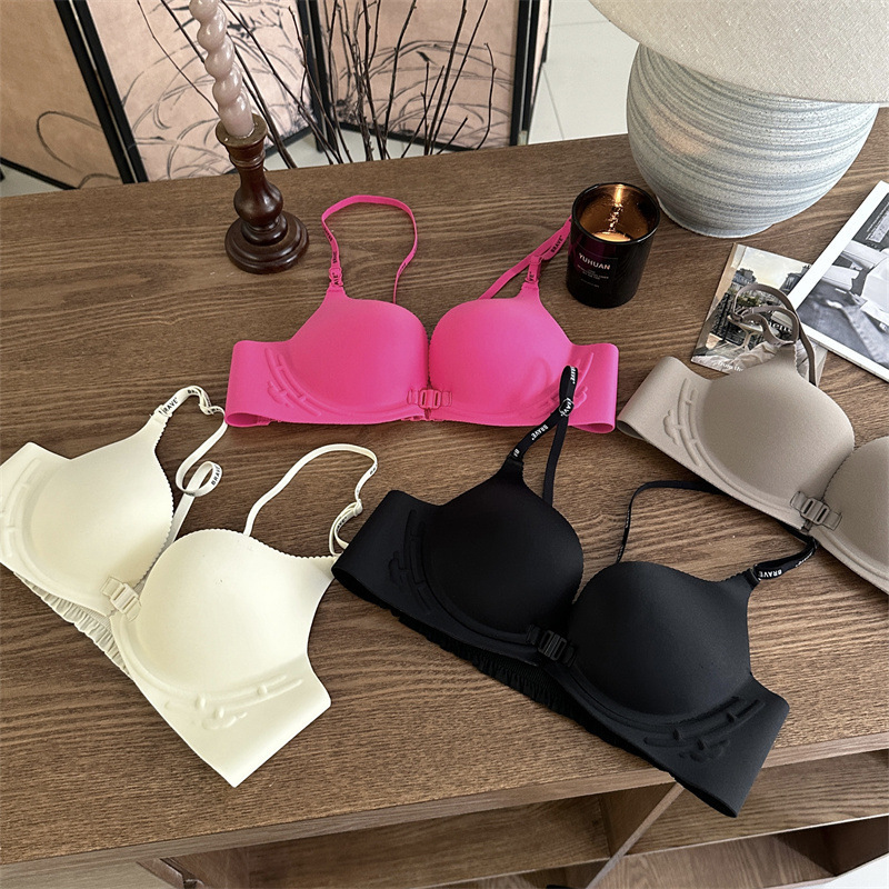 Fashionable Japanese Girl's Fashionable Style Design Feeling Beautiful Back No Steel Ring Bra Small Chest Comfortable Upper Bra suit