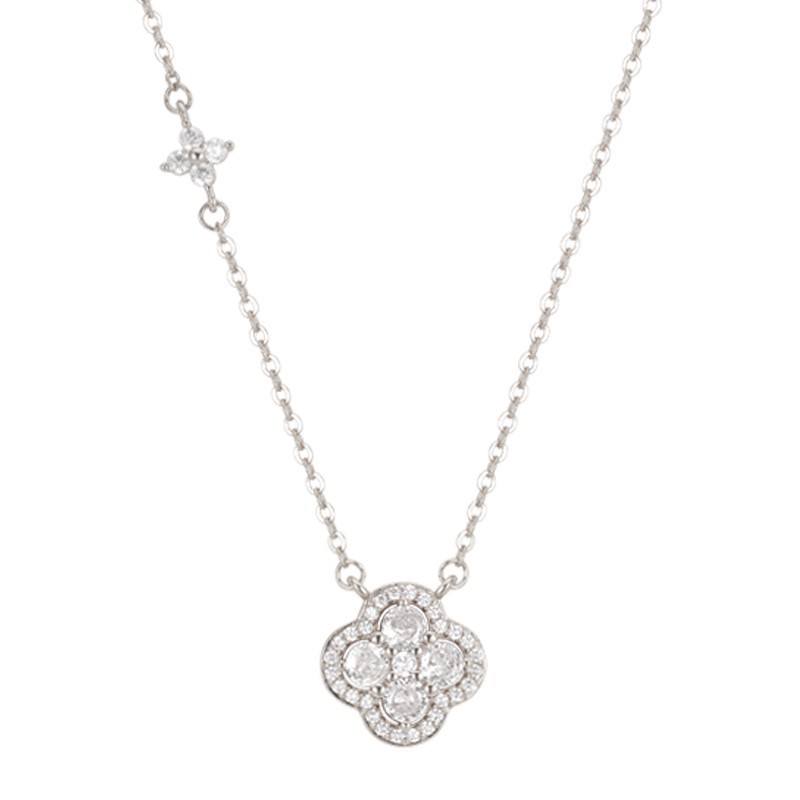 Sparkling Diamond Four-leaf Clover Necklace For Women Elegant Style_voghion.com