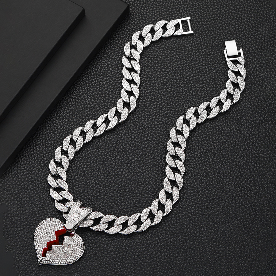 Hip-hop Heart Shape Alloy Plating Inlay Rhinestones 18k Gold Plated Women's Pendant Necklace Necklace Pendant display picture 3