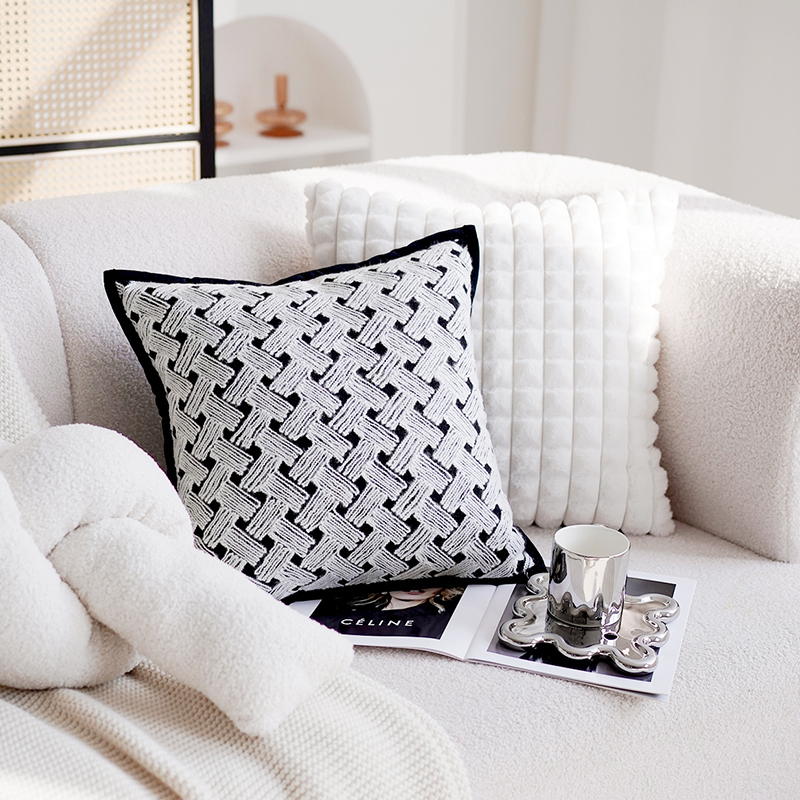 Creamy pillow