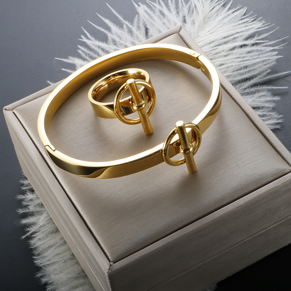 Solid Color Pattern Women's Gender Wholesale Jewelry Simple Style Solid Color 304 Stainless Steel Plating Rings Bracelets