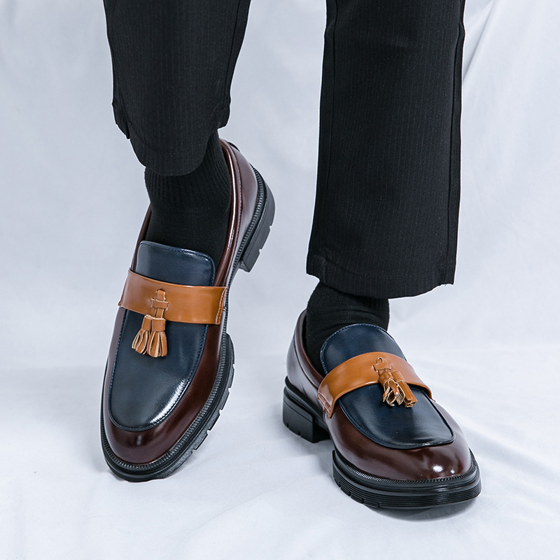 Nuevos zapatos de cuero casuales de moda de negocios zapatos de boda de hombre zapatos de cuero con bordas