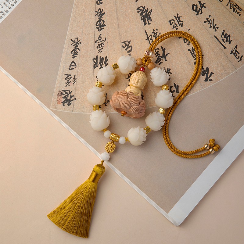 Lotus Peace Buddha Good Luck Pendant New Car Bodhi Car Ornament Boxwood Rear Pendant