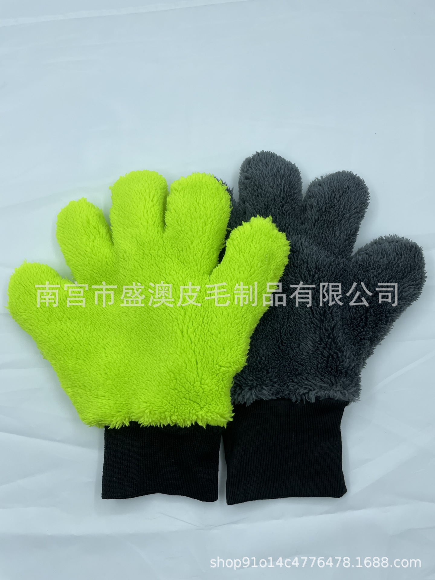 Car Wash Gloves Made of Chenille Coral Fleece, Thickened Bear Paw Double-Sided Cleaning Tool That Won'T Damage the Paint, Double-Sided Gloves