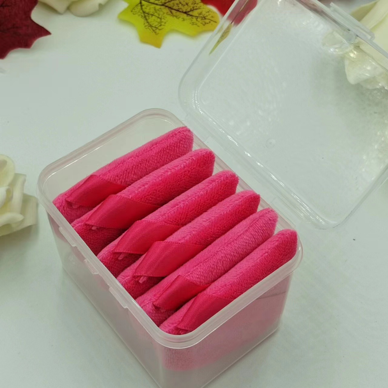 Nuevo triángulo negro soplo de polvo seco en forma de abanico de soplo de maquillaje soplo de polvo de miel mojado y seco herramientas de maquillaje de doble uso transfronterizo exclusivo