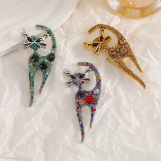 复古可爱小猫咪胸针跨境欧美时尚动物精致镶钻胸花网红创意服领针