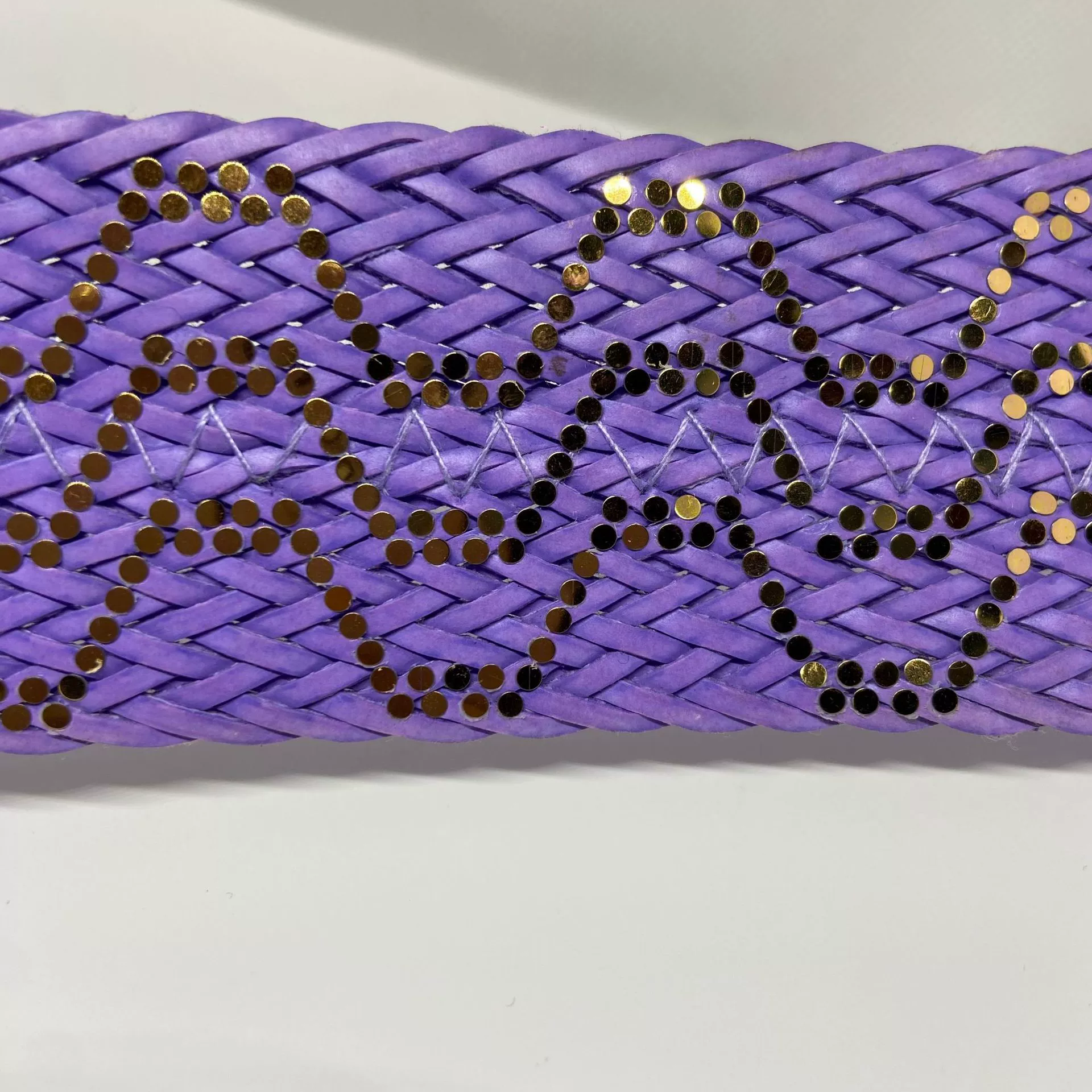 Окрашиваемая кожа PU машина плетеная лента блестка