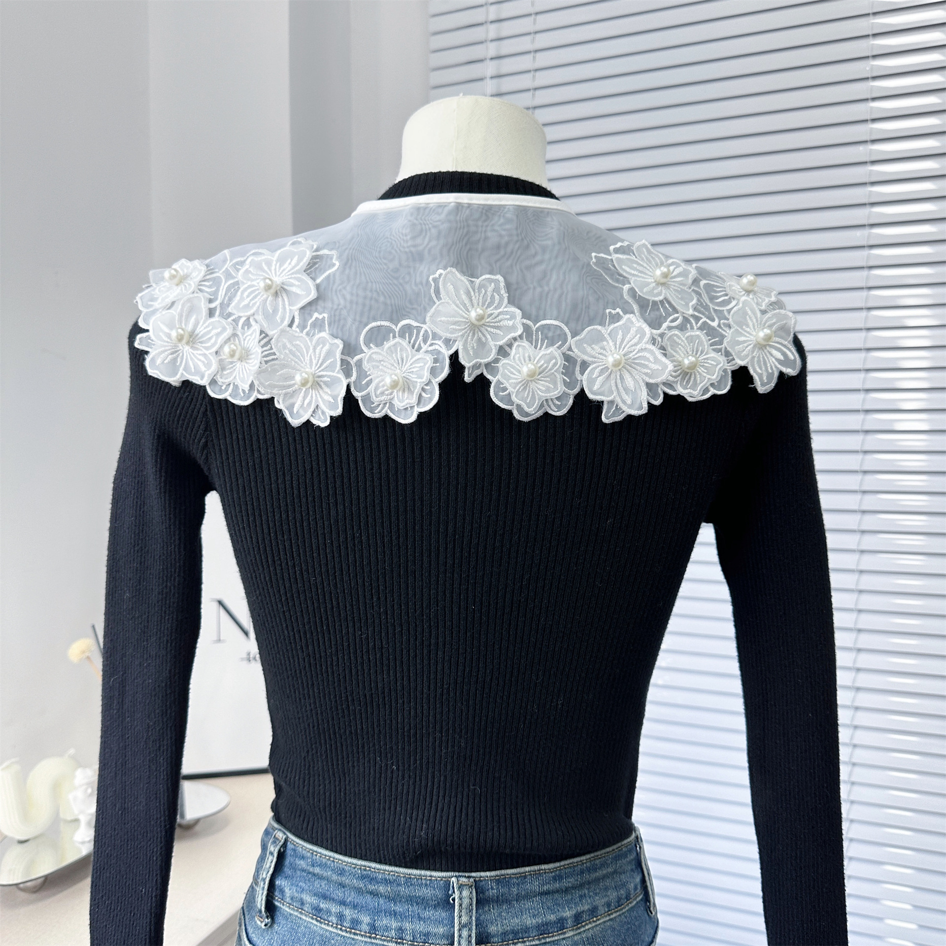 Nueva organza bordado perla falso collar encaje-up arco chal versátil DIY collar flor fábrica al por mayor