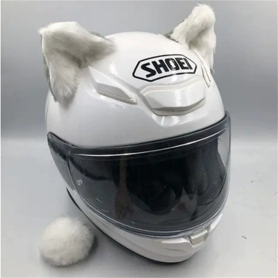 3D Cat Ear Decorations: Motosiklet dəbilqələri - gray-outside-white-inside-three-dimensional-ears-and-white-tail