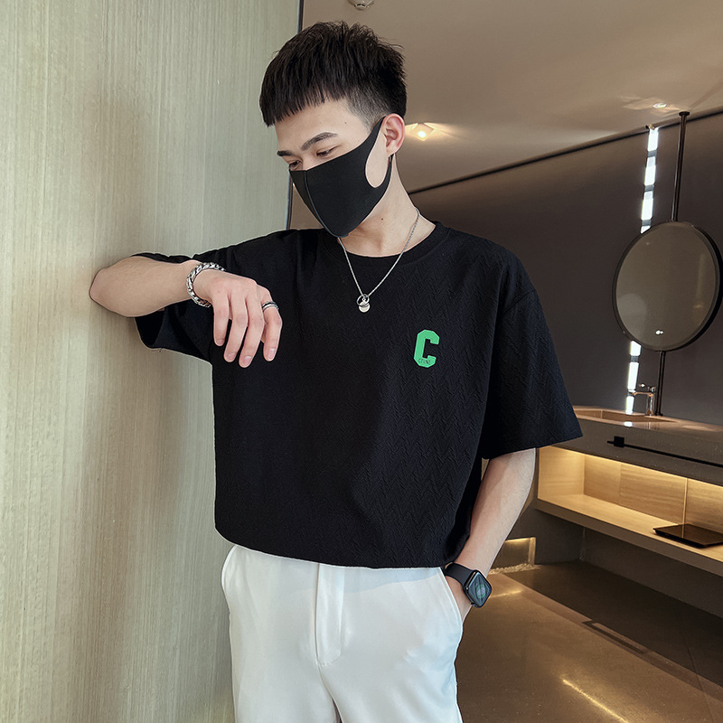 Men's short sleeved for summer, new 2022 Korean version trend, handsome round neck, simple and fashionable T-shirt top_voghion.com