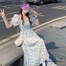 碎花连衣裙女装夏季法式温柔风初恋超仙泡泡袖方领收腰显瘦长裙子