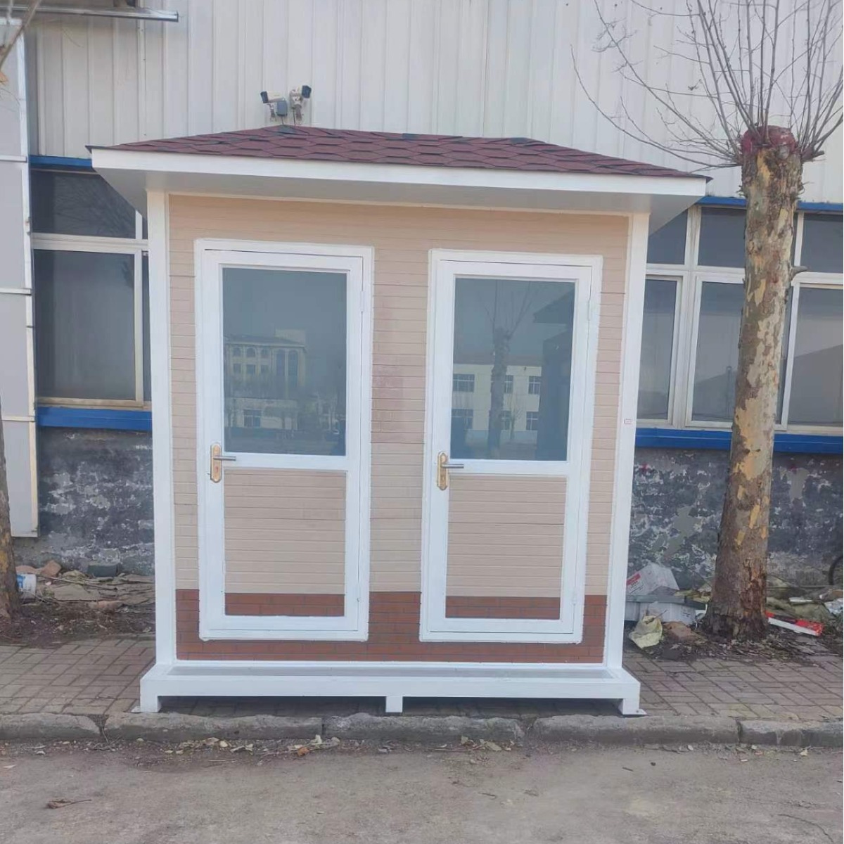 客户选做二联体厕所