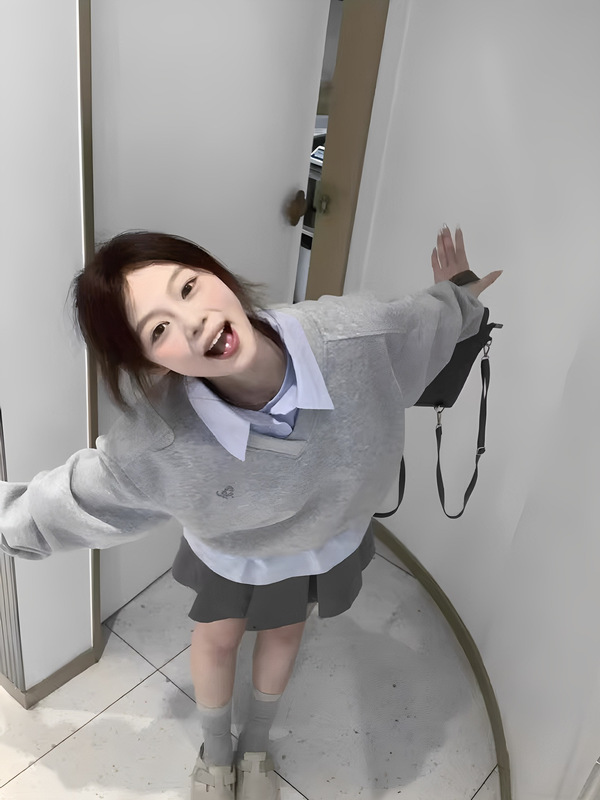 韩系学院风假两件polo领卫衣女春秋设计感宽松慵懒风套头休闲上衣|undefined
