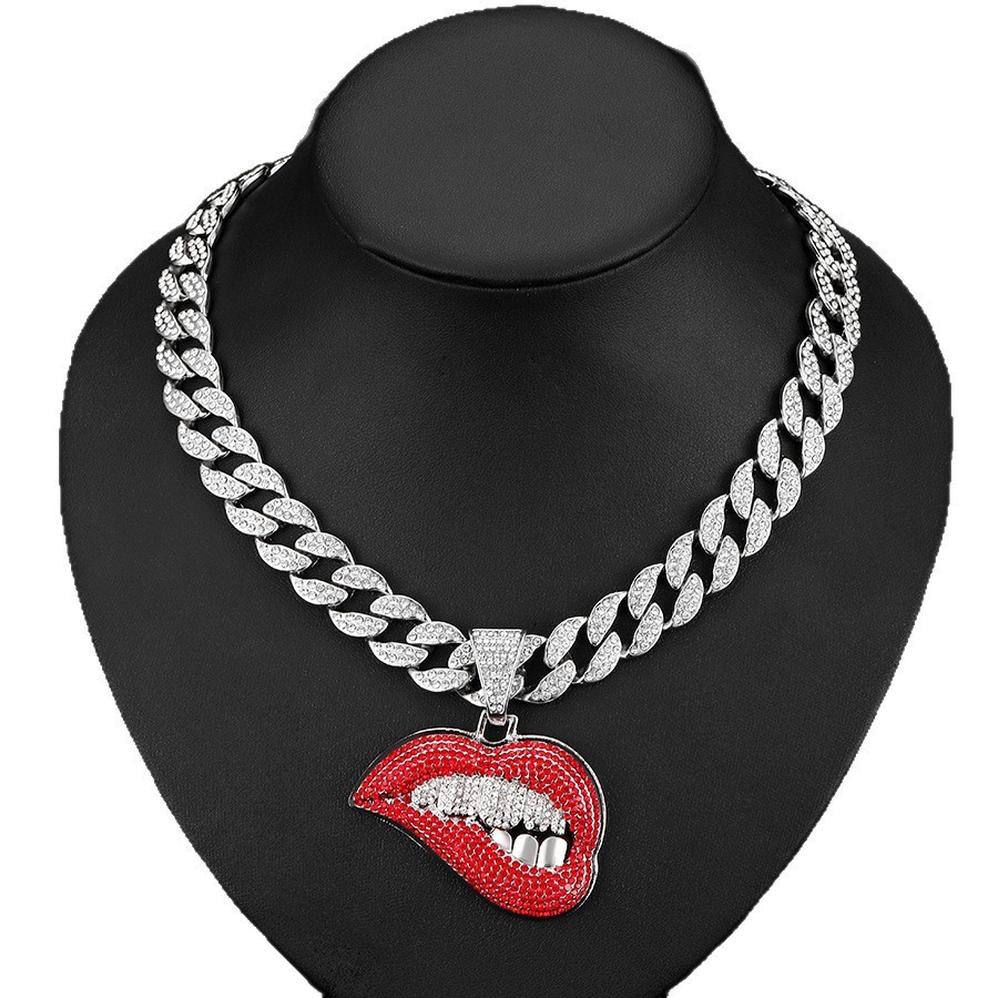 Personalidad hip hop diamantes de color sexy mordida labios moda creativa colgante hip hop cubano accesorios de cadena collar para hombres
