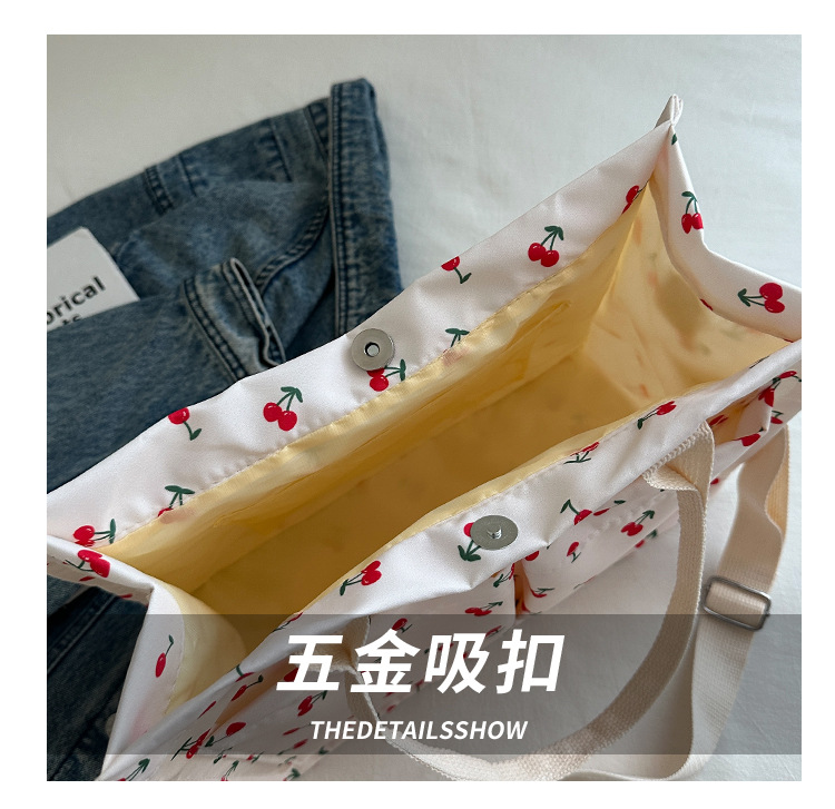 Large-capacity canvas student class 2024 Autumn new Korean-style trendy and personalized printed tote handbag for women undefined