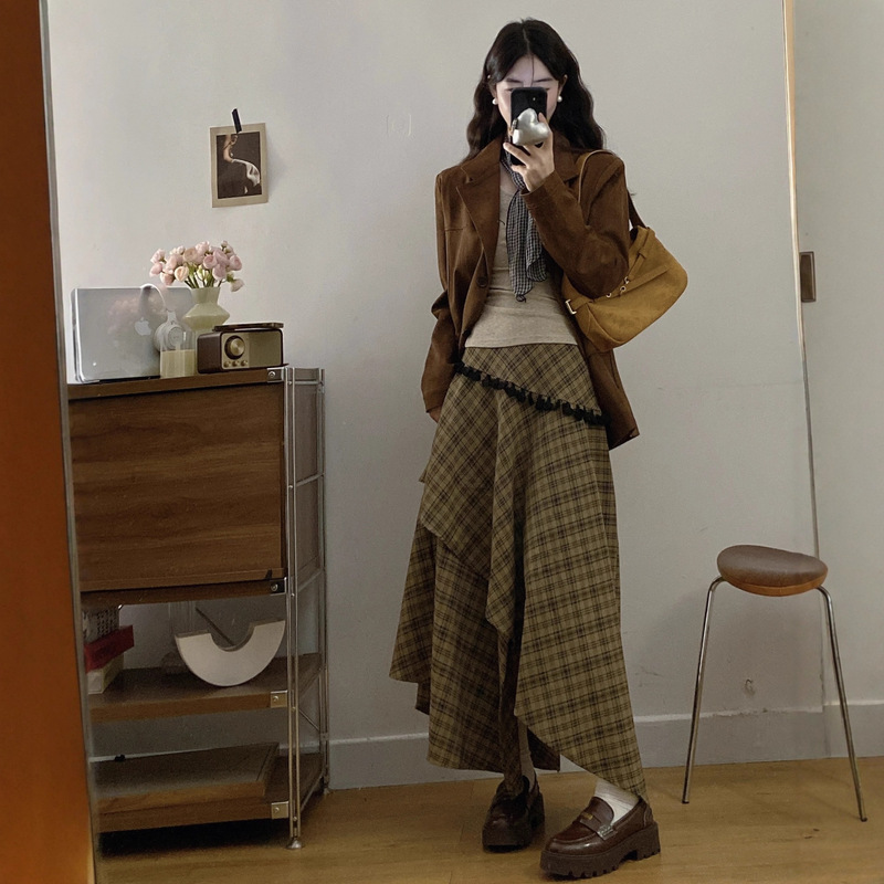 麂皮绒西装外套女小个子上衣+流苏格纹裙+百搭长袖t恤三件套套装|undefined