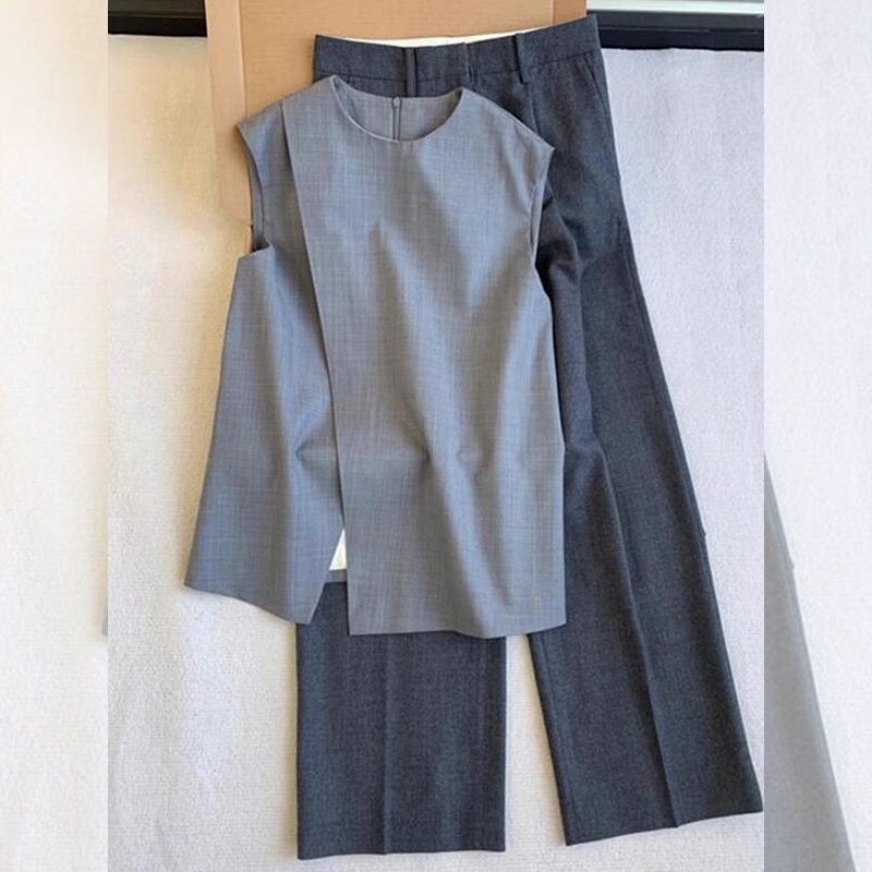 New summer style: a complete set of Korean-style sophisticated gray suit with vest and pants