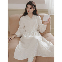 法式气质显瘦V领连衣裙女2025年秋款新款内搭长袖仙女打底裙长裙