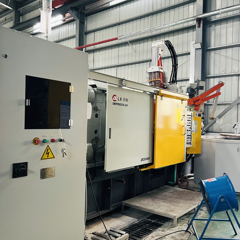 工厂在位力劲全新机三代DC700铝合金压铸机全自动 三手炉子输送带