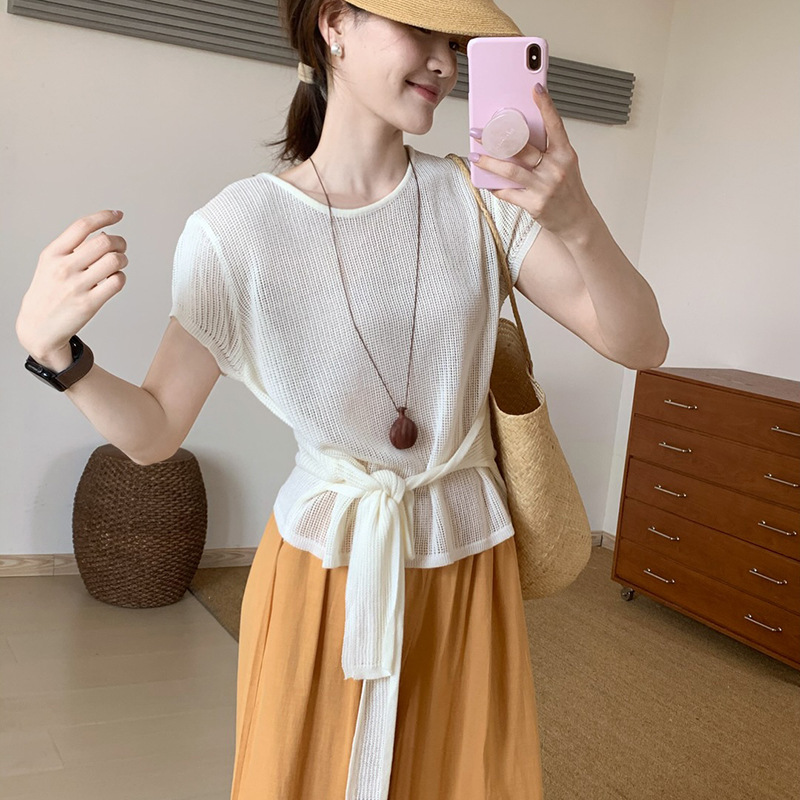 デザインされたフロントレースアップベスト 2025 夏の新しい韓国スタイルのルーズでスリムな女性のためのノースリーブトップ|undefined