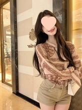 �͹�ѩ���r������Ů�b�ļ����X�L�ɳڸб����L������r��������