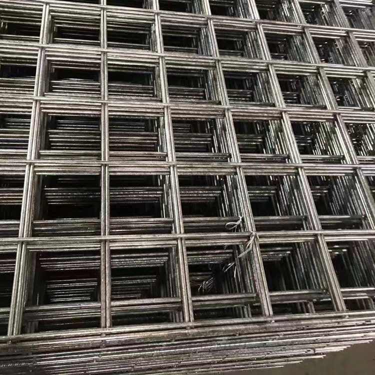 厂家现货钢筋网片 桥梁铁丝网 建筑工地焊接镀锌网格碰网