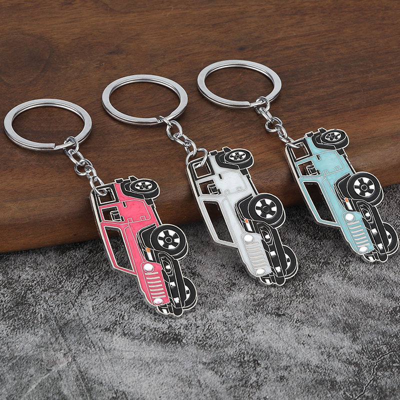 New product off-road pickup truck enthusiasts keychain pendant boutique pendant car key chain school bag pendant wholesale