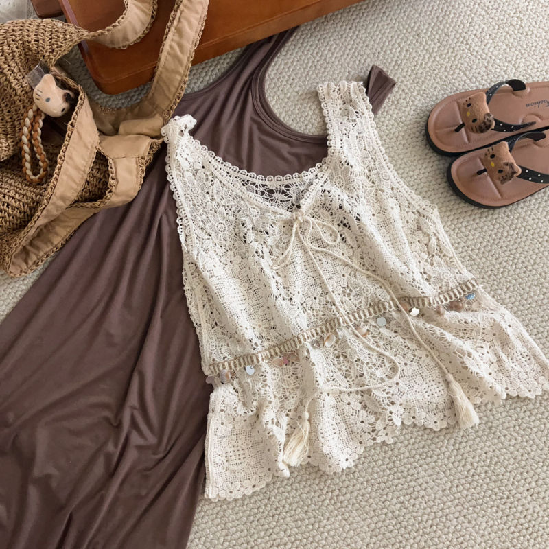 Bohemian style hollowed-out layered vest for women, summer holiday relaxed fit with shell decorations, loose outerwear