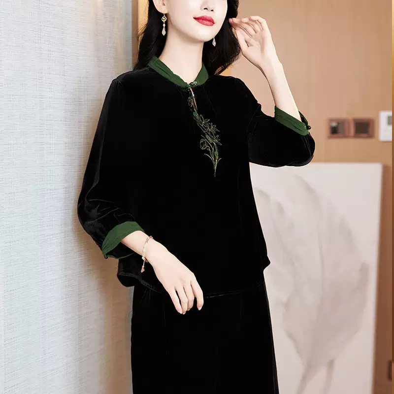 高品质气质大码贵夫人减龄重工刺绣v领桑蚕丝绒上衣收腰气质衬衫