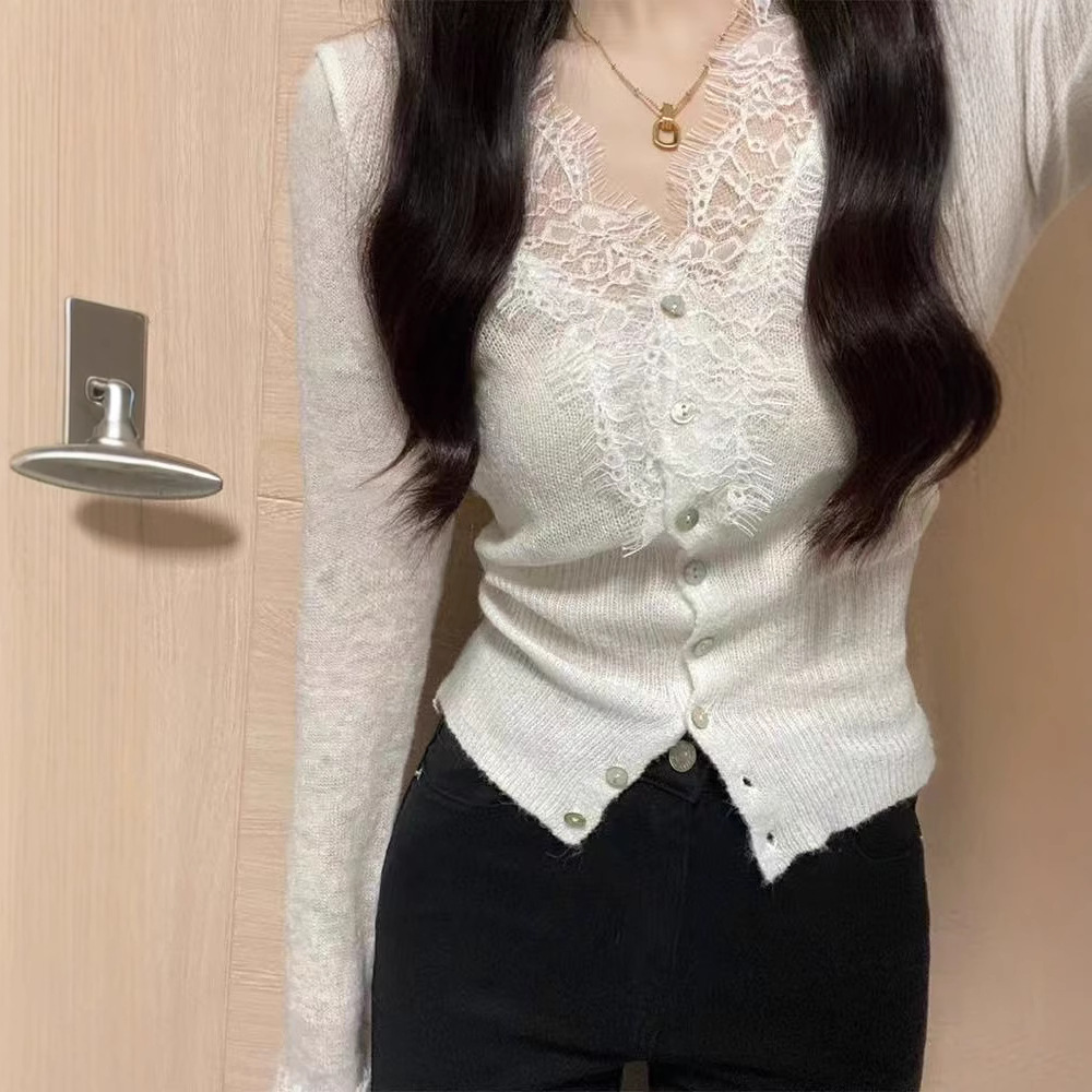 马海毛毛衣法式v领蕾丝拼接打底衫女秋季温柔风针织开衫修身上衣