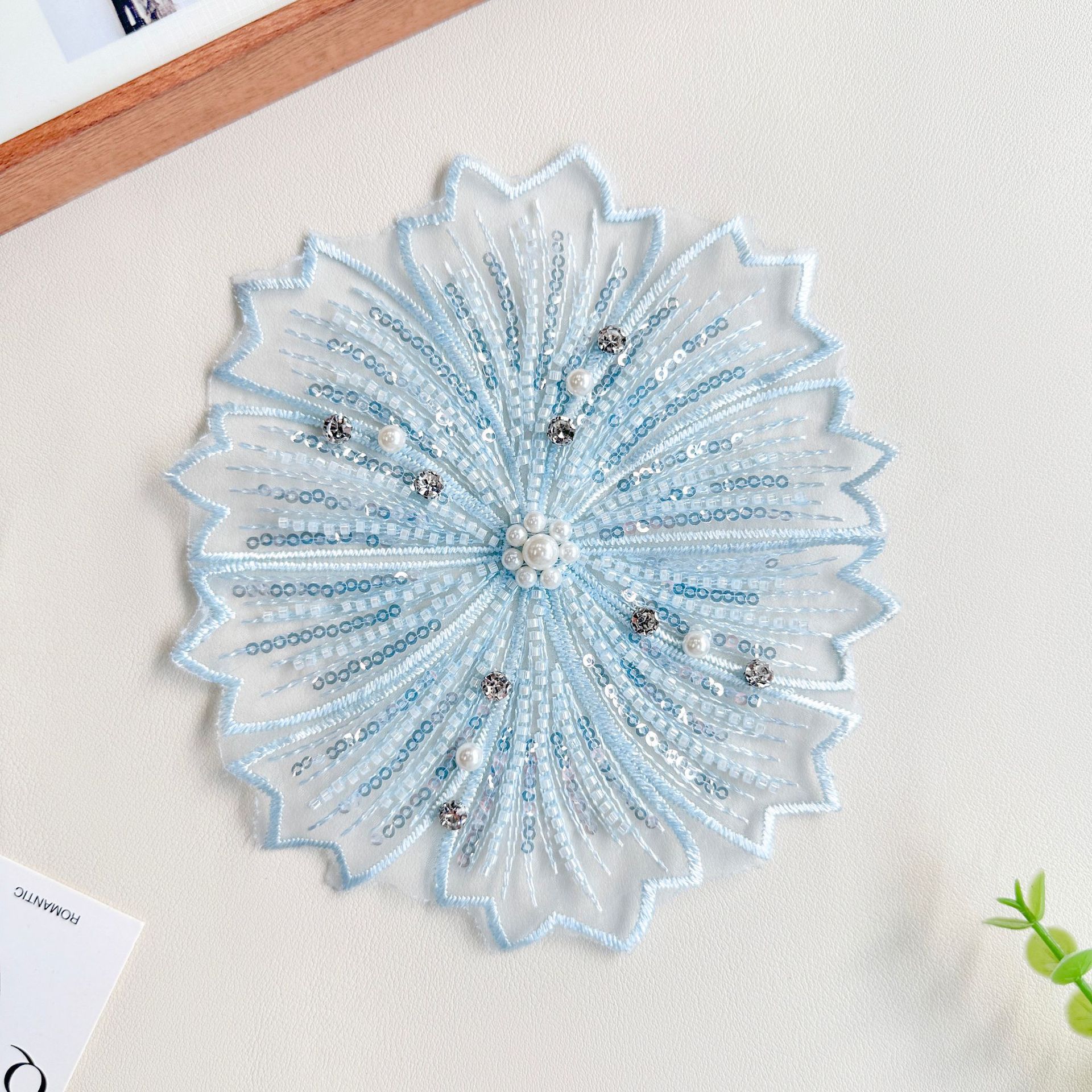Lentejuelas multicolores, malla de perlas de arroz, pegatinas de tela bordadas, accesorios para el cabello de mujer, sombreros, accesorios a juego, decoración de vestidos de flores