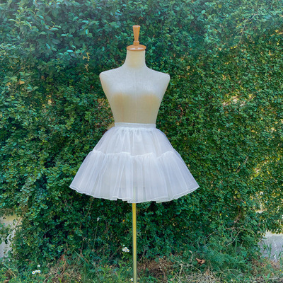 Bust lolita Lolita petticoat 35cm dog short daily boneless soft gauze petticoat own factory high quality and good price
