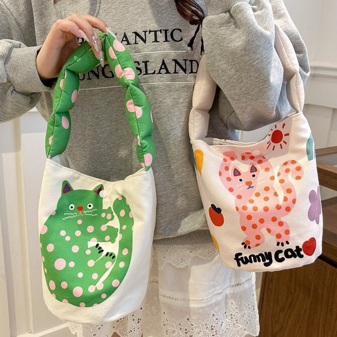 Canvas Bag Factory Wholesale Cute Cartoon Cotton Bag Bucket Canvas Bag Artistic Color Printing Cotton Bag Canvas Bag Factory Wholesale Cute Cartoon Cotton Bag Bucket Canvas Bag Artistic Color Printing Cotton Bag