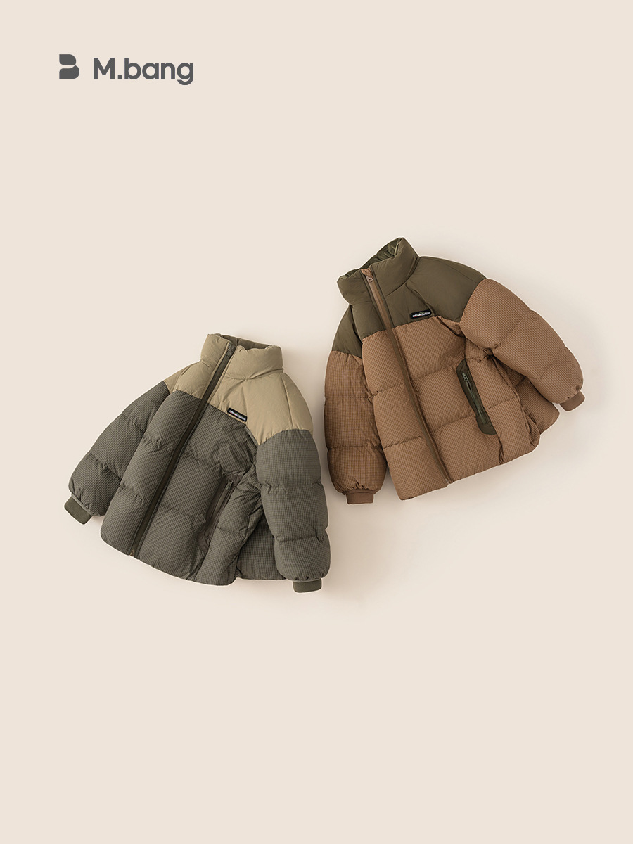 Huzhou Zhili Ropa para niños Chaqueta de invierno para niños 2024 Chaqueta corta de tres pruebas a juego para niños de nuevo estilo